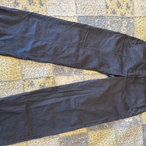 SKIMS Women's Dark Gray Chinos